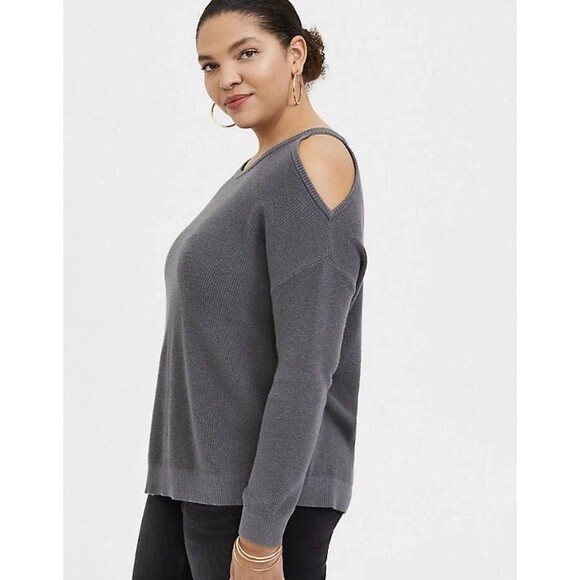 Torrid Womens Gray Cold Shoulder Acrylic Knit Pullover Crew Neck Sweater 3X - Picture 1 of 11